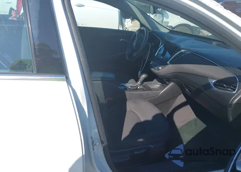 2019 Chevrolet Malibu Lt from USA, damaged, VIN 1G1ZD5ST1KF113786